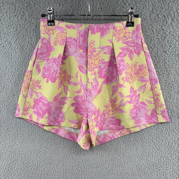 White Fox Boutique Pants - White Fox Yellow Pink Floral High Waist Pleated Shorts XS NWOT